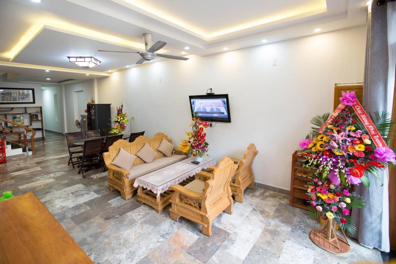 Lan Uyen Homestay - Хой Ан Екстериор снимка